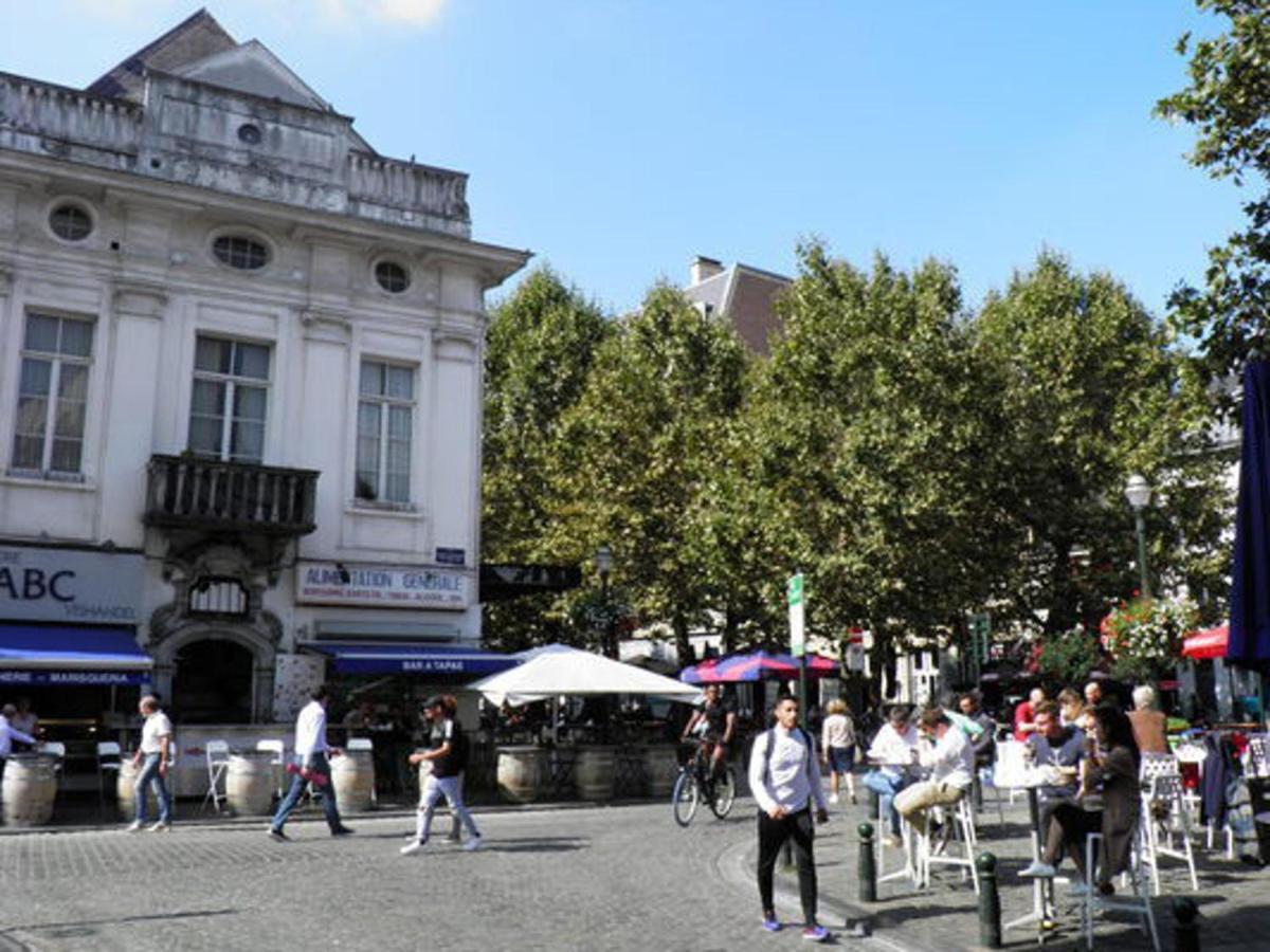 Spacious Duplex In Brussels Historical Center Екстериор снимка